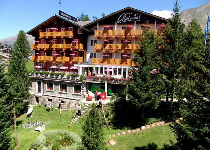 Swiss Family Alphubel 3* サース フェー