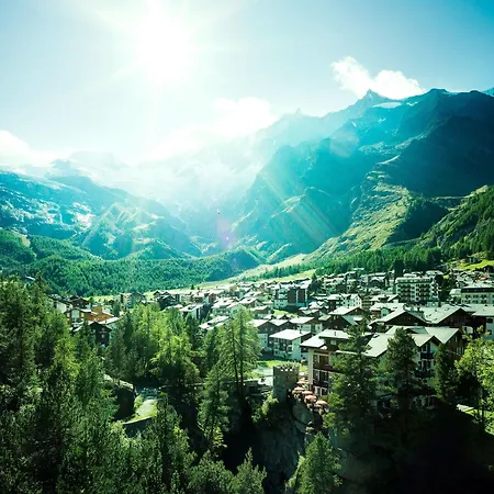 Swiss Family Alphubel Отель Зас-Фе