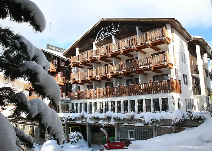 Swiss Family Alphubel Hotel