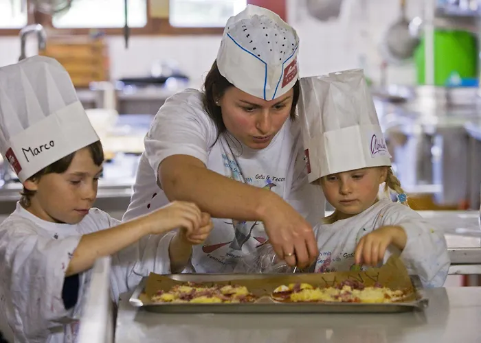 Swiss Family Alphubel Hotel